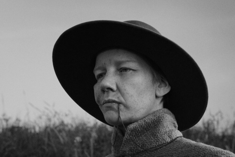 ROSE_1(c)2026_Schubert,ROW Pictures,Walker+Worm Film,Gerald_Kerkletz